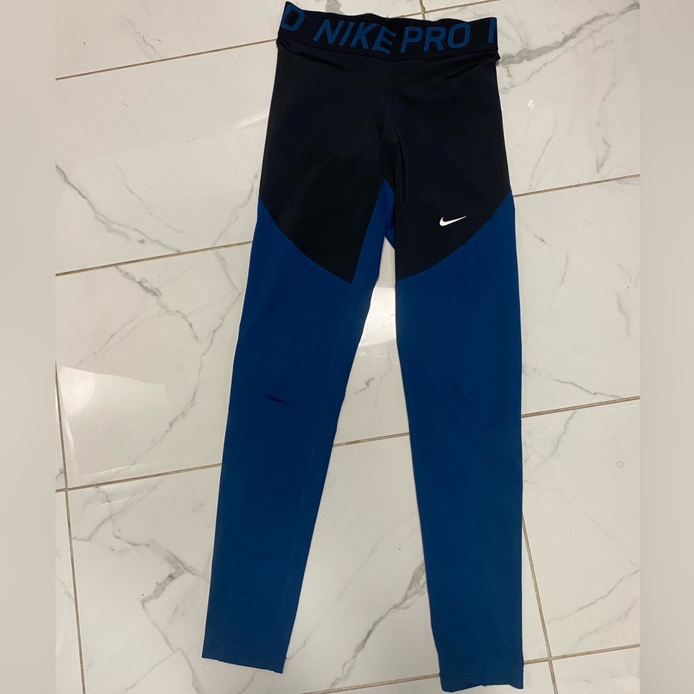 Nike workout tights